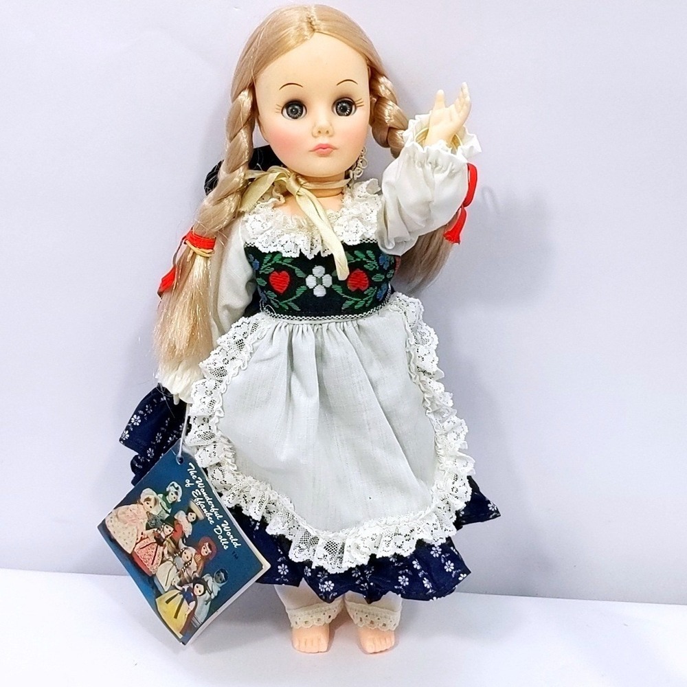 VTG 1971 Effanbee Heidi Storybook Collector Doll 11" Vinyl Blonde Braids Tag NWT